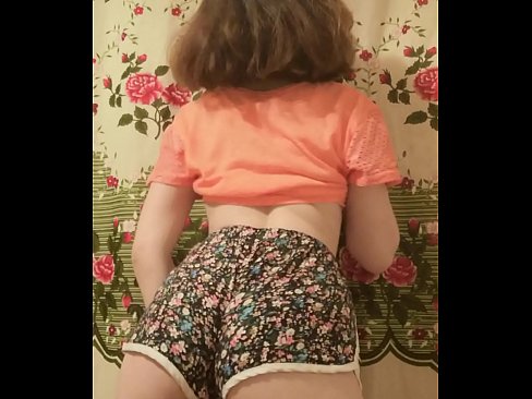 ❤️ Seksi enom bayek stripping mati dheweke kathok cendhak ing kamera ️❌  Seks ing jv.credit-assorti.ru